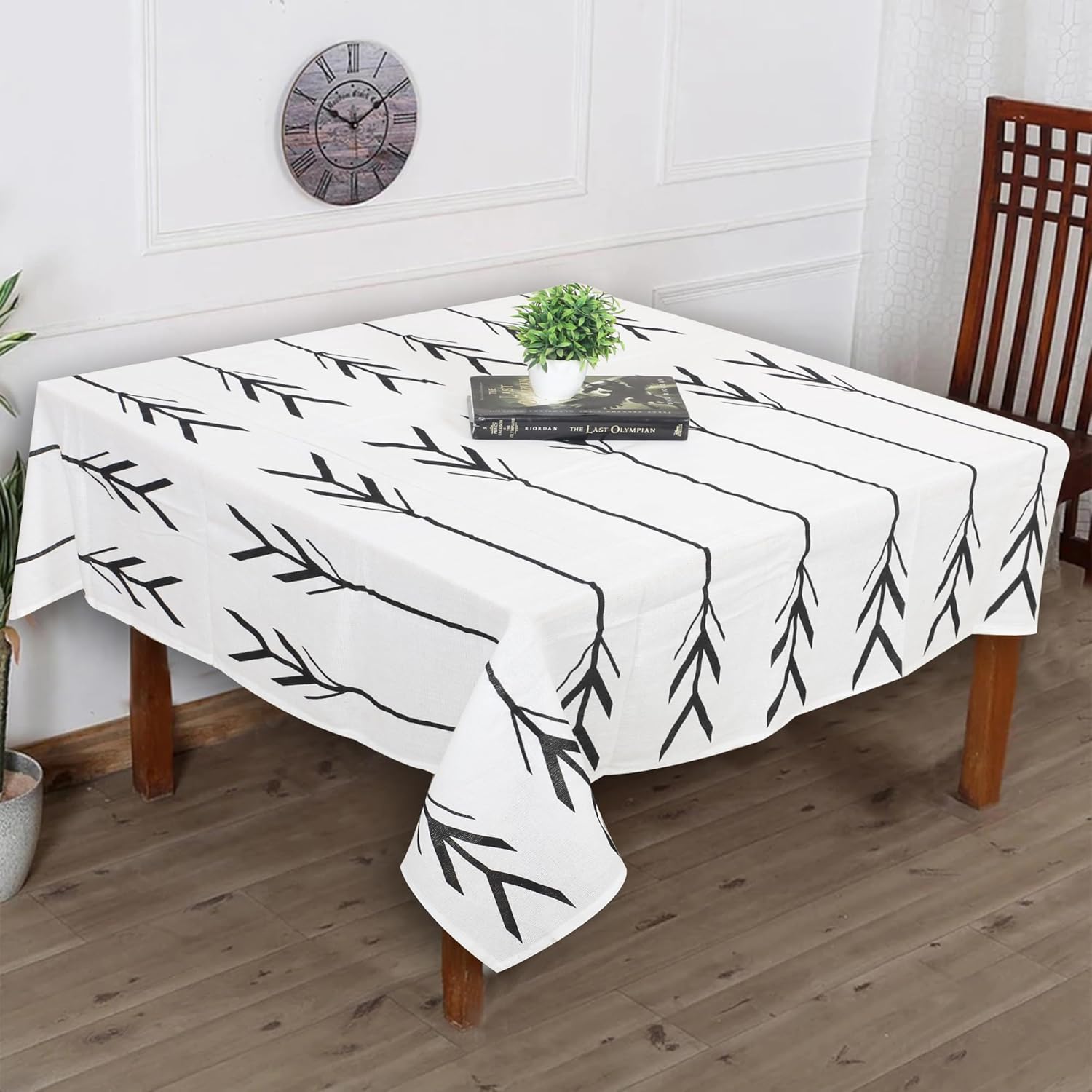 CAPUA Pure Cotton Printed Table Cover (Blue)