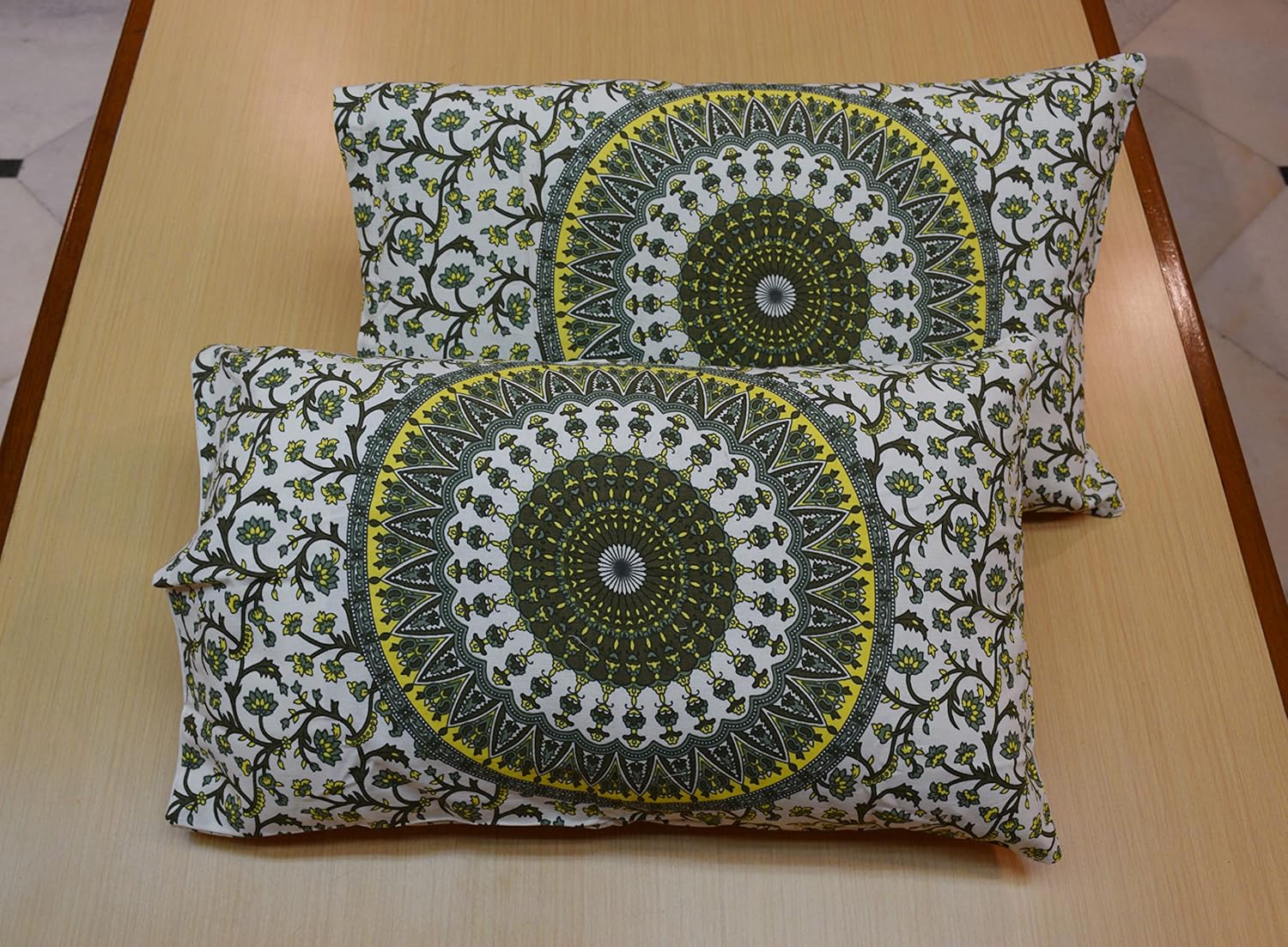 Capua  Cotton King Size Pillow Covers Green (18X28 Inch Pillow Cover)