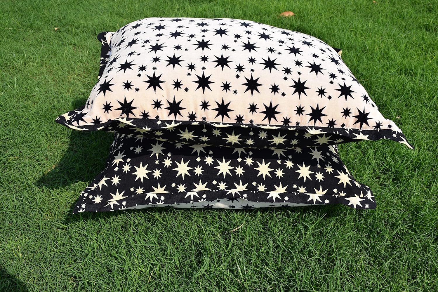 Velvet/Cotton Printed 18X25 Inch Pillow Cover Set of 2 Pcs